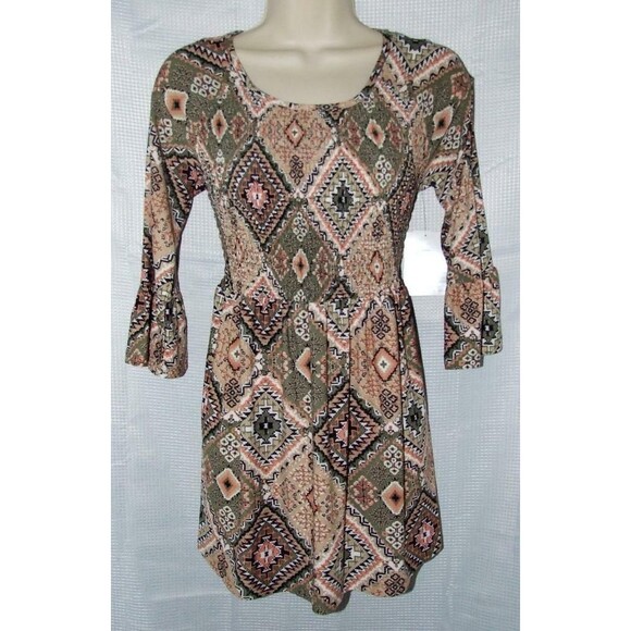 Bobbie Brooks Tops - NEW Colorful Sz Small Casual Wear Soft Stretchy Smocked Babydoll Shirt